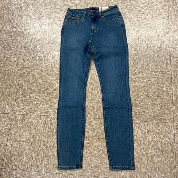 PrAna Everyday Essential True Blue  Sienna Jean Size 28/6 US - Picture 1 of 7